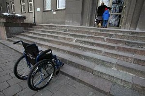 Wheelchair users have no access to this school in Kaunas. Photo courtesy of www.lzinios.lt/Rita Stankeviciute.